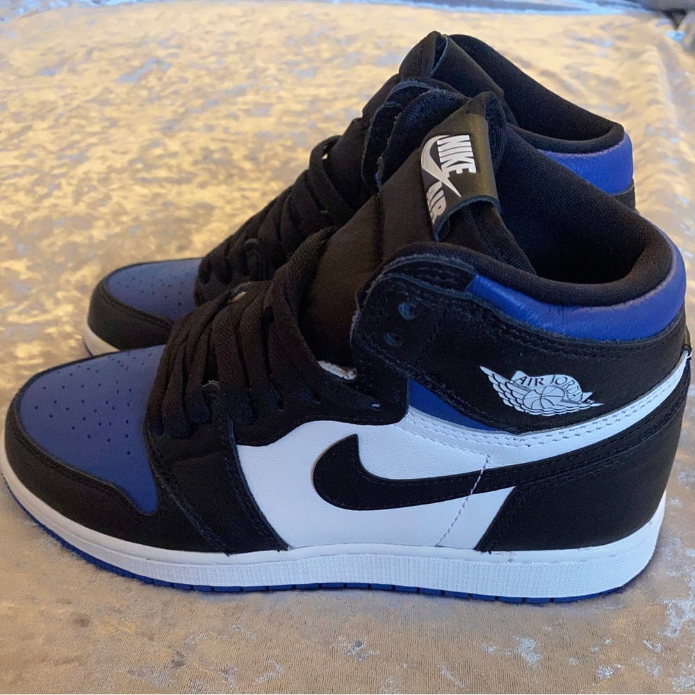 Air Jordan 1 “Royal Toe” GS size 6